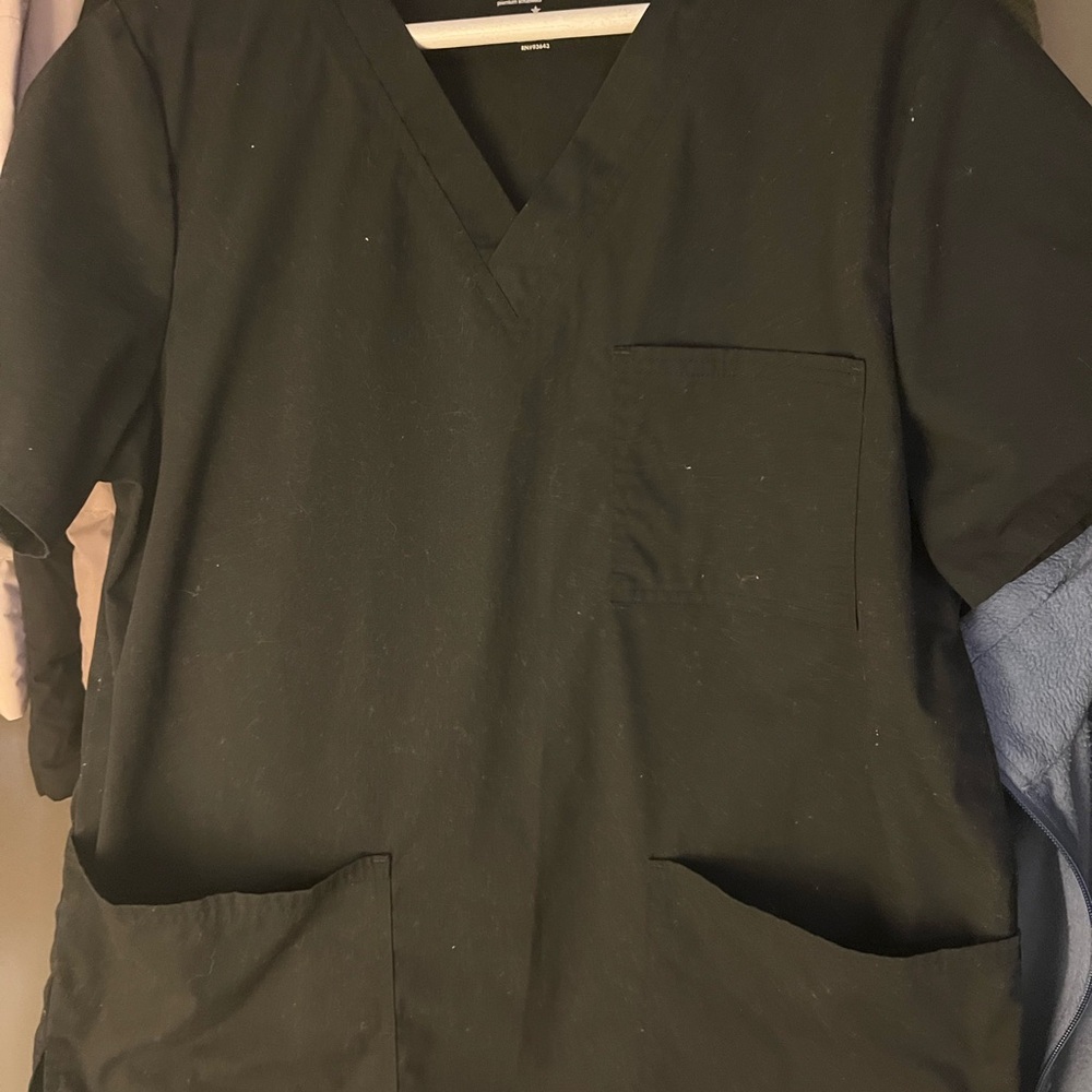 Black V-Neck Scrub Top